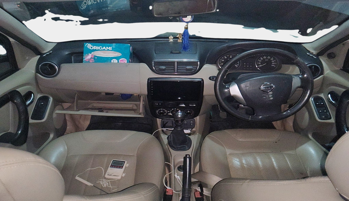 2014 Nissan Terrano XV D THP 110 PS, Diesel, Manual, 1,51,048 km, interior