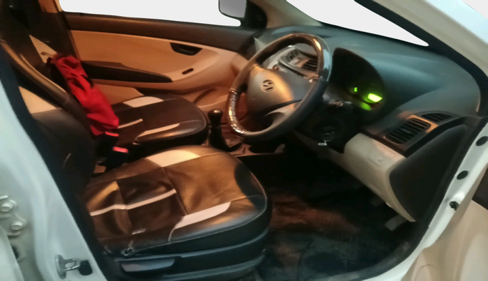 2016 Hyundai Eon ERA +, Petrol, Manual, 70,378 km, interior