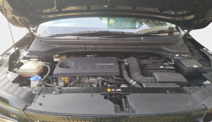 2022 KIA CARENS PRESTIGE PLUS 1.4 PETROL 7 STR, Petrol, Manual, 17,749 km, exterior