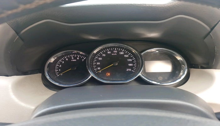 2015 Renault Duster 110 PS RXZ DIESEL, Diesel, Manual, 95,000 km, interior