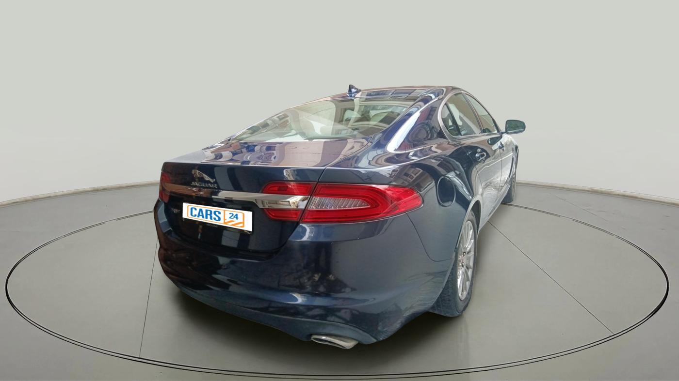 2015 Jaguar XF 2.2 DIESEL LUXURY, Diesel, Automatic, 99,700 km, exterior