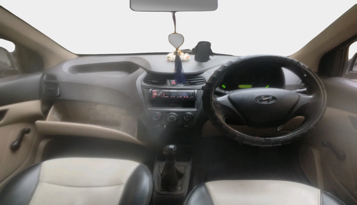 2013 Hyundai Eon D-LITE+, Petrol, Manual, 1,06,977 km, interior