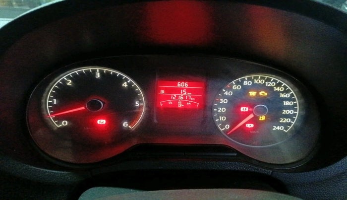 2013 Volkswagen Polo HIGHLINE DIESEL, Diesel, Manual, 1,21,617 km, interior