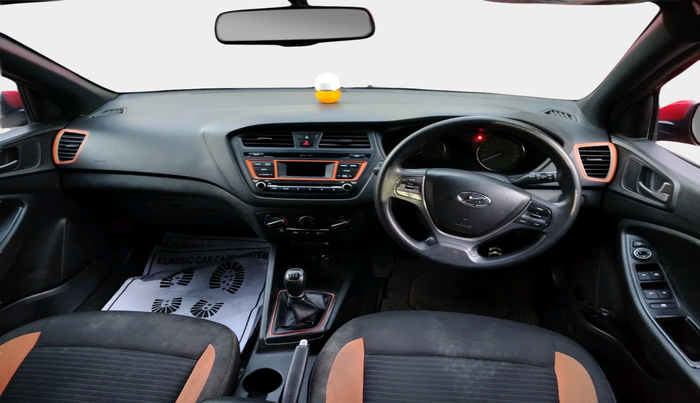 2016 Hyundai i20 Active 1.2 S, Petrol, Manual, 1,22,044 km, interior