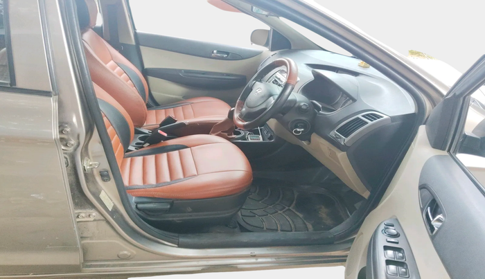 2012 Hyundai i20 MAGNA (O) 1.4 CRDI, Diesel, Manual, 1,06,498 km, interior