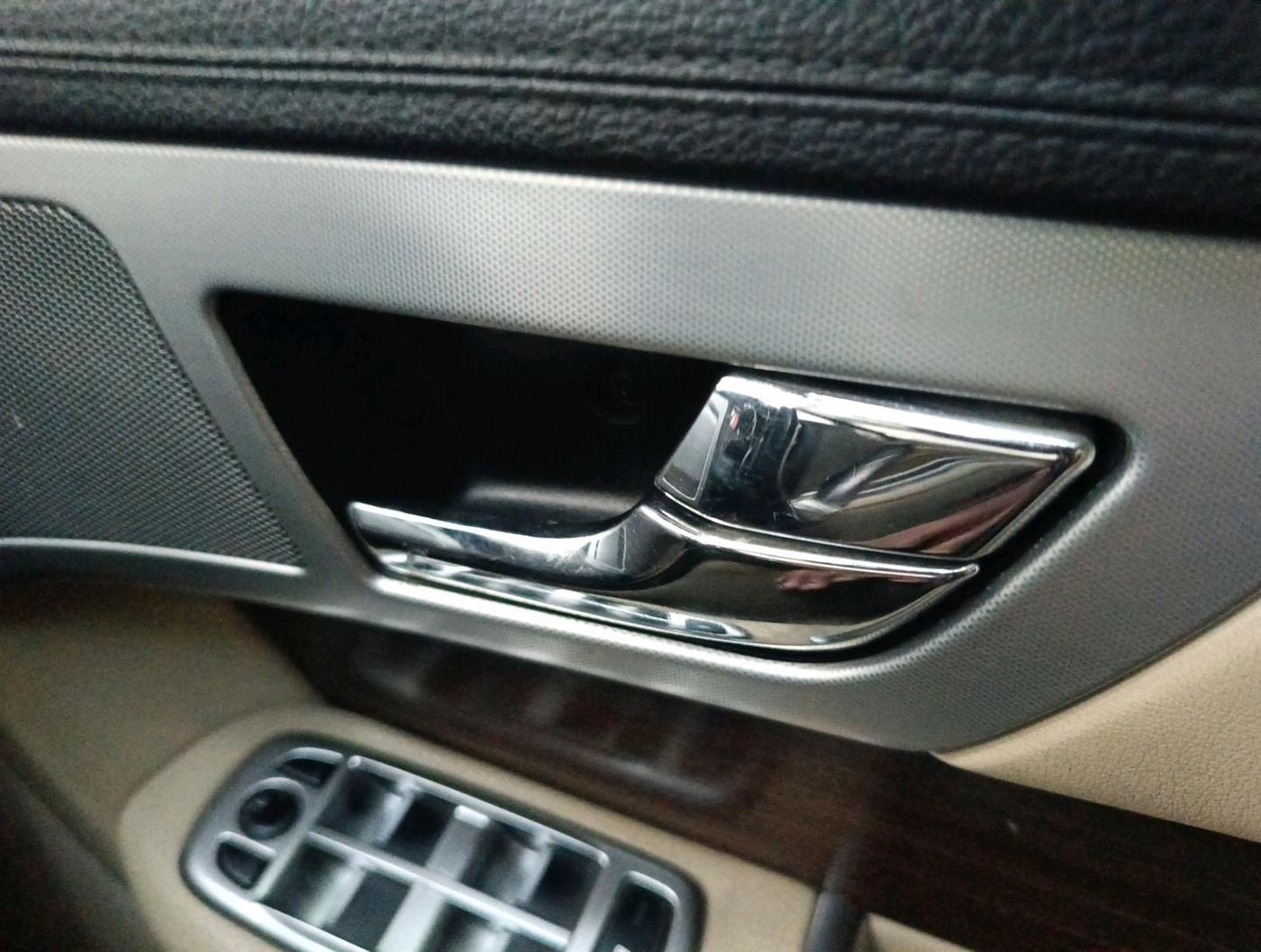 2013 Jaguar XF 2.2 DIESEL, Diesel, Automatic, 82,122 km, interior