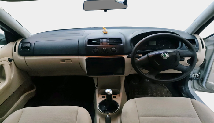 2011 Skoda Fabia AMBIENTE 1.2 MPI, Petrol, Manual, 57,022 km, interior