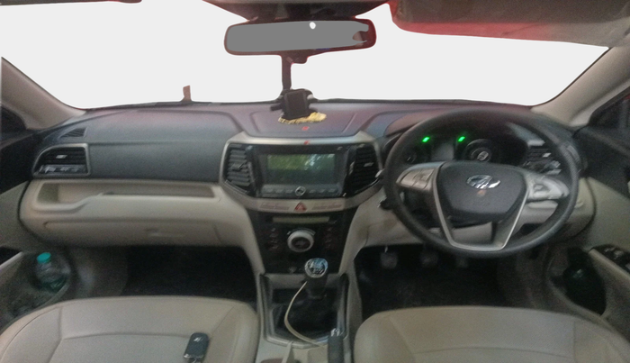 2022 Mahindra XUV300 W8 (O) 1.2 PETROL, Petrol, Manual, 9,992 km, interior