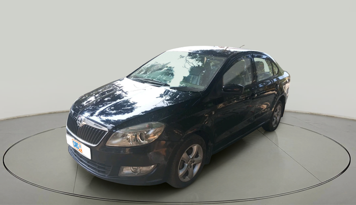 2014 Skoda Rapid ELEGANCE 1.6 MPI MT, Petrol, Manual, 1,00,424 km, exterior