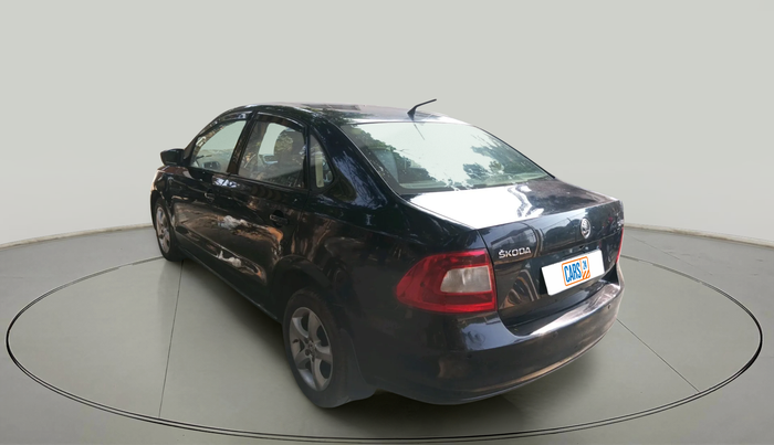 2014 Skoda Rapid ELEGANCE 1.6 MPI MT, Petrol, Manual, 1,00,424 km, exterior