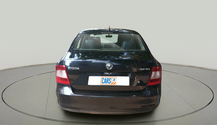 2014 Skoda Rapid ELEGANCE 1.6 MPI MT, Petrol, Manual, 1,00,424 km, exterior