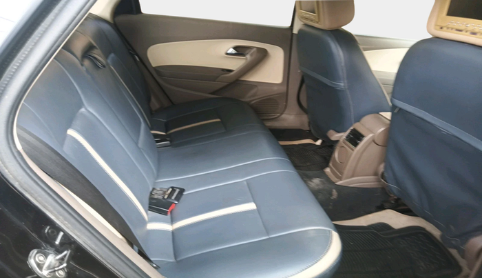 2014 Skoda Rapid ELEGANCE 1.6 MPI MT, Petrol, Manual, 1,00,424 km, interior