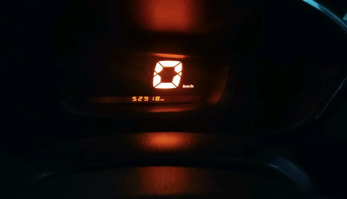 2018 Renault Kwid RXT 1.0 AMT, Petrol, Automatic, 52,918 km, interior