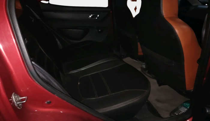 2018 Renault Kwid RXT 1.0 AMT, Petrol, Automatic, 52,918 km, interior