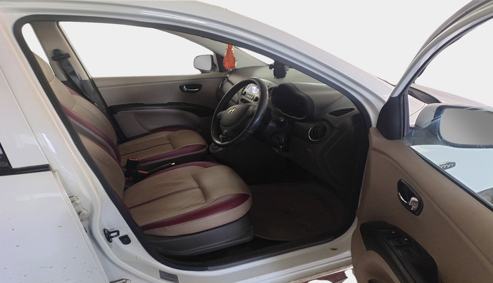 2013 Hyundai i10 SPORTZ 1.2 AT, Petrol, Automatic, 84,962 km, interior