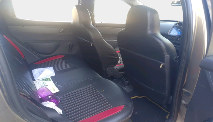 2016 Renault Kwid RXL, Petrol, Manual, 72,511 km, interior