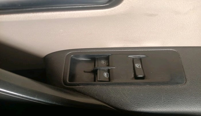 2010 Volkswagen Polo COMFORTLINE 1.2L PETROL, Petrol, Manual, 85,931 km, interior