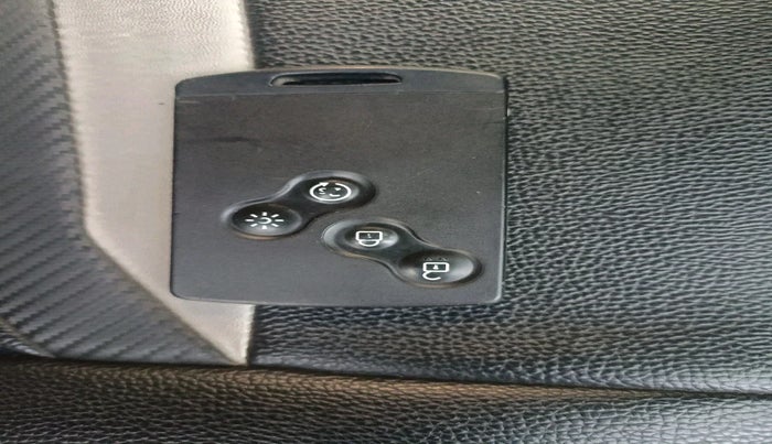 2021 Nissan Kicks XV PREMIUM TURBO 1.3 CVT, Petrol, Automatic, 57,697 km, interior