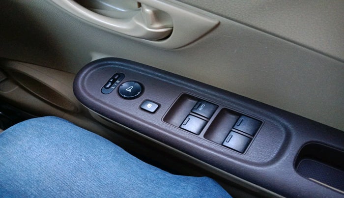 2013 Honda Brio S MT, Petrol, Manual, 53,899 km, interior