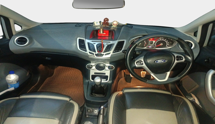 2011 Ford Fiesta TITANIUM PETROL, Petrol, Manual, 1,47,599 km, interior