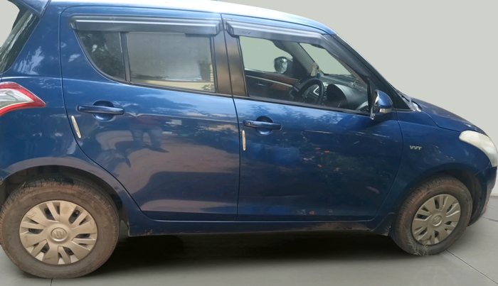 2013 Maruti Swift VXI, Petrol, Manual, 1,61,622 km, exterior