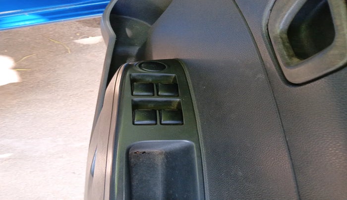 2011 Chevrolet Beat LT PETROL, Petrol, Manual, 57,637 km, interior