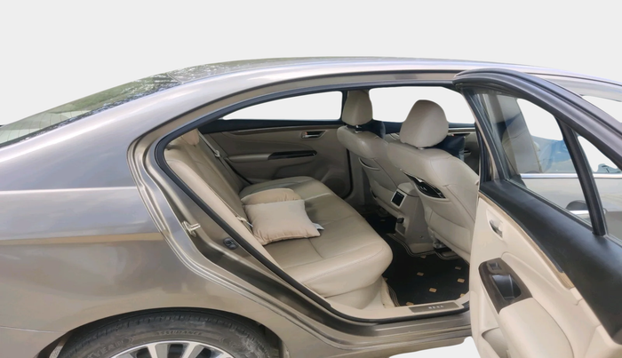 2018 Maruti Ciaz ALPHA 1.5 SHVS PETROL, Petrol, Manual, 96,969 km, interior
