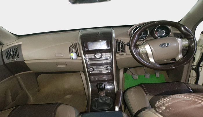 2012 Mahindra XUV500 W8, Diesel, Manual, 1,35,813 km, interior
