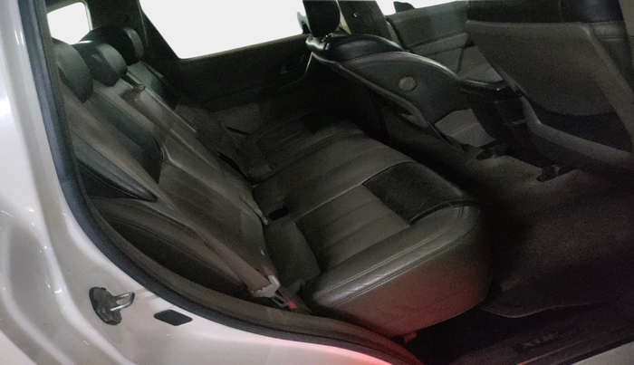 2012 Mahindra XUV500 W8, Diesel, Manual, 1,35,813 km, interior
