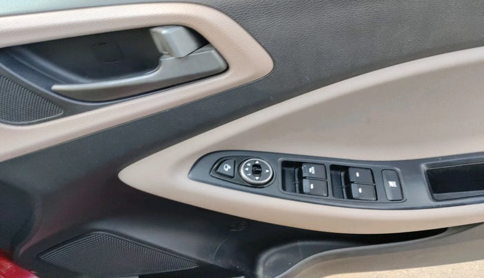 2016 Hyundai Elite i20 ASTA 1.2, Petrol, Manual, 1,24,432 km, interior