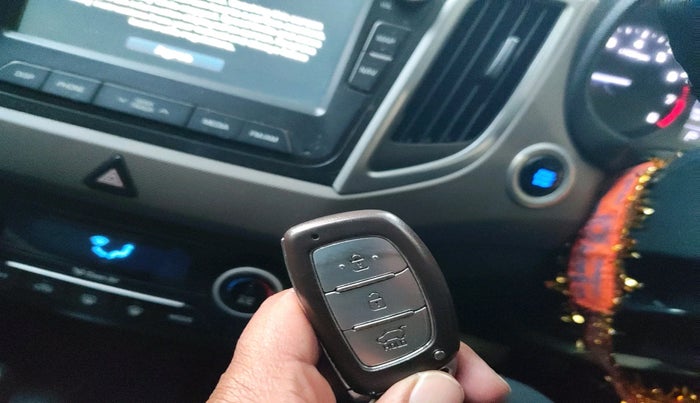 2016 Hyundai Creta SX PLUS AT 1.6 PETROL, Petrol, Automatic, 1,14,504 km, interior