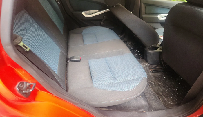 2015 Ford Figo TITANIUM 1.4 DIESEL, Diesel, Manual, 1,44,728 km, interior