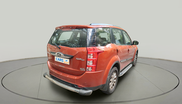 2016 Mahindra XUV500 W10, Diesel, Manual, 98,338 km, exterior