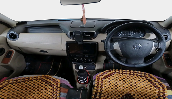 2015 Nissan Terrano XL (D), Diesel, Manual, 1,65,696 km, interior