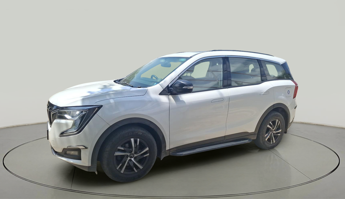 2021 Mahindra XUV700 AX 5 P MT 7 STR, Petrol, Manual, 37,415 km, exterior