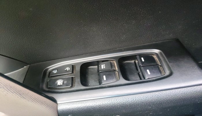 2016 Hyundai Creta SX PLUS 1.6 PETROL, Petrol, Manual, 1,24,337 km, interior