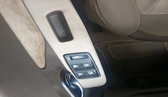 2015 Renault Lodgy 110 PS RXZ, Diesel, Manual, 45,947 km, interior