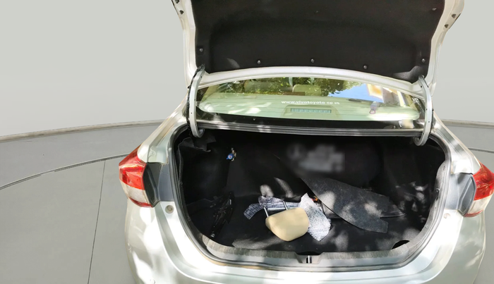 2018 Toyota YARIS J CVT, Petrol, Automatic, 50,239 km, exterior