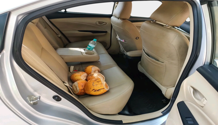 2018 Toyota YARIS J CVT, Petrol, Automatic, 50,239 km, interior