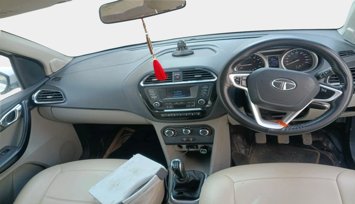 2016 Tata Tiago XZ PETROL, Petrol, Manual, 74,955 km, interior