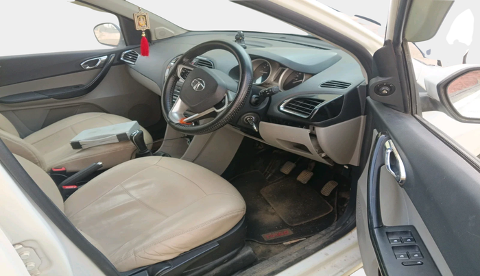 2016 Tata Tiago XZ PETROL, Petrol, Manual, 74,955 km, interior