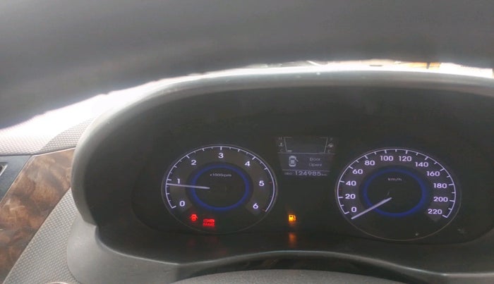 2015 Hyundai Verna FLUIDIC 1.6 CRDI S(O) 4S, Diesel, Manual, 1,24,985 km, interior