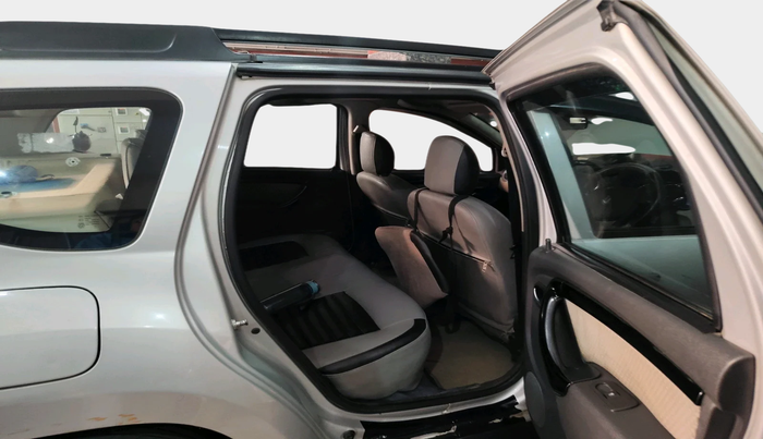 2015 Renault Duster 85 PS RXL DIESEL, Diesel, Manual, 1,89,756 km, interior