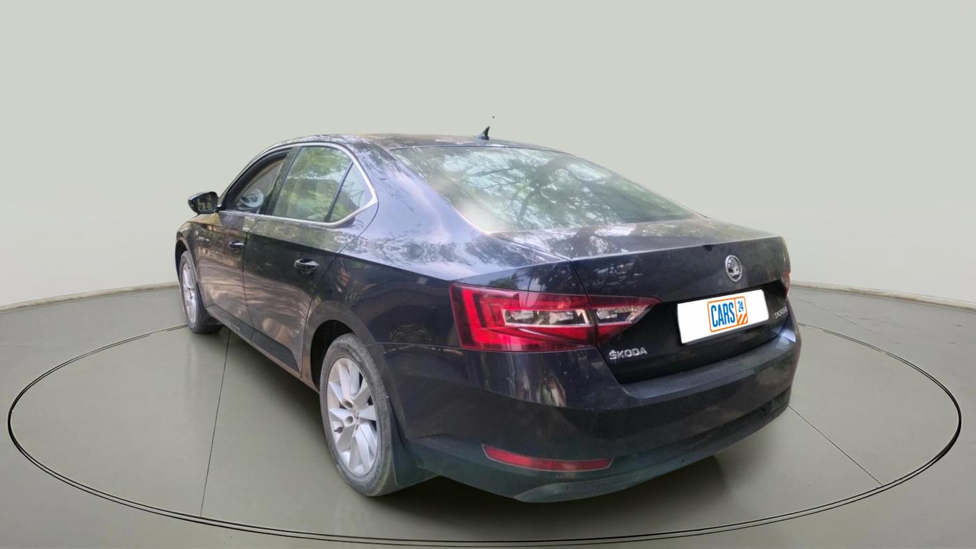 2017 Skoda Superb L&K 1.8 TSI AT, Petrol, Automatic, 44,064 km, exterior
