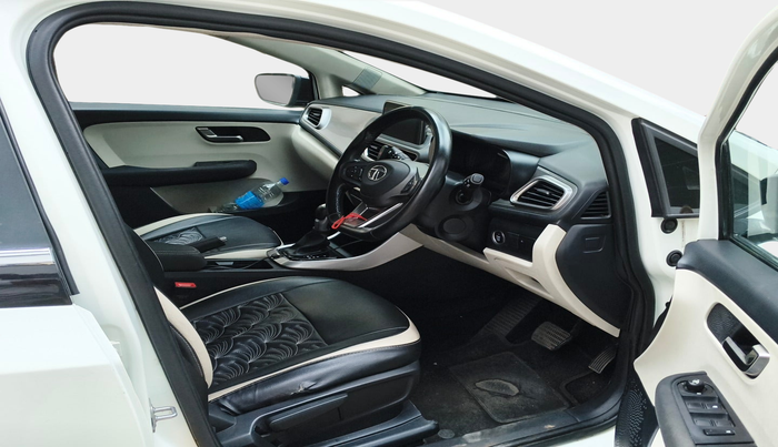2022 Tata ALTROZ XZA, Petrol, Automatic, 21,922 km, interior