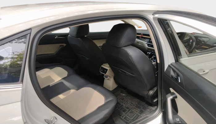 2022 Skoda SLAVIA STYLE 1.0L TSI AT, Petrol, Automatic, 50,649 km, interior