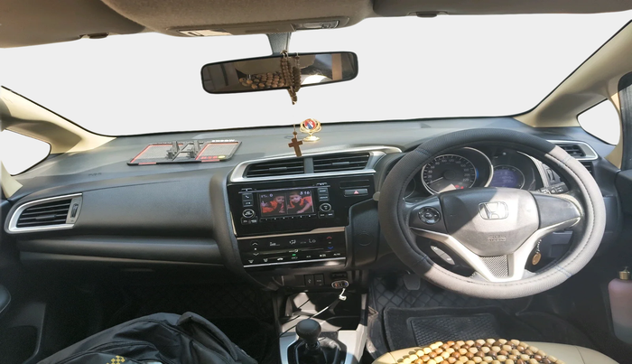 2016 Honda Jazz 1.2L I-VTEC V, Petrol, Manual, 1,19,743 km, interior