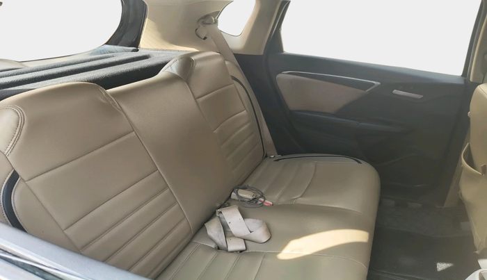 2016 Honda Jazz 1.2L I-VTEC V, Petrol, Manual, 1,19,743 km, interior