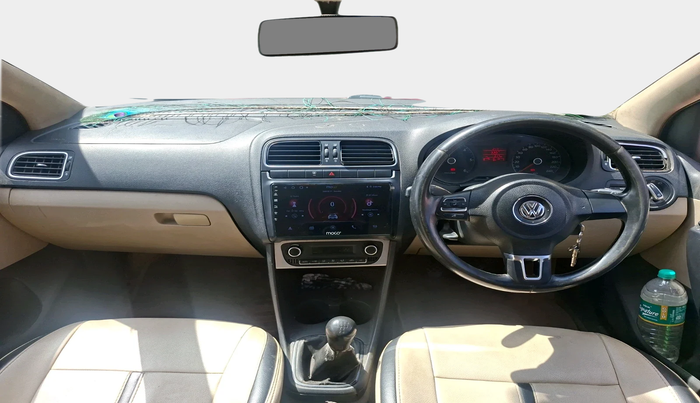 2013 Volkswagen Polo HIGHLINE DIESEL, Diesel, Manual, 1,50,000 km, interior