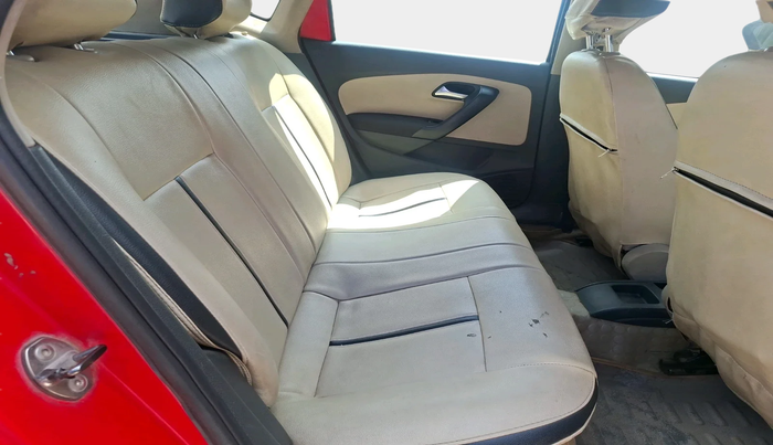 2013 Volkswagen Polo HIGHLINE DIESEL, Diesel, Manual, 1,50,000 km, interior